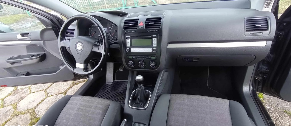 Volkswagen Golf cena 11800 przebieg: 196421, rok produkcji 2007 z Sulechów małe 29